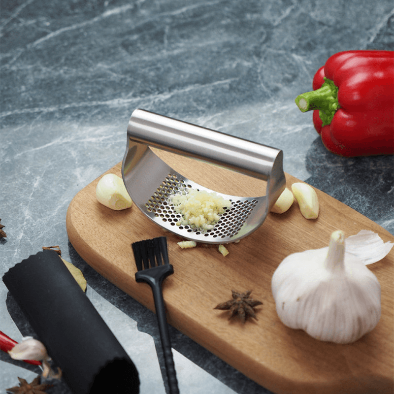 🎁New Year 2022 Sale🎁Stainless steel garlic press